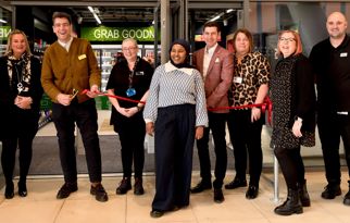 mmuh-opening-with-one-retail-and-hospital-team.jpg