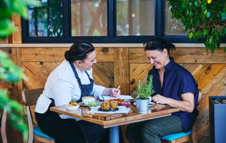 Eating at Work Report Outlines Five Trends Reshaping Workplace Dining